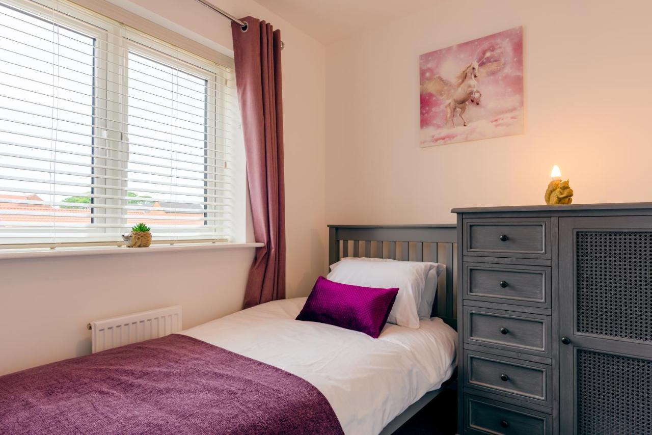 Villa Oakley - Large, Elegant, Dog Friendly & Parking à Whitby Extérieur photo