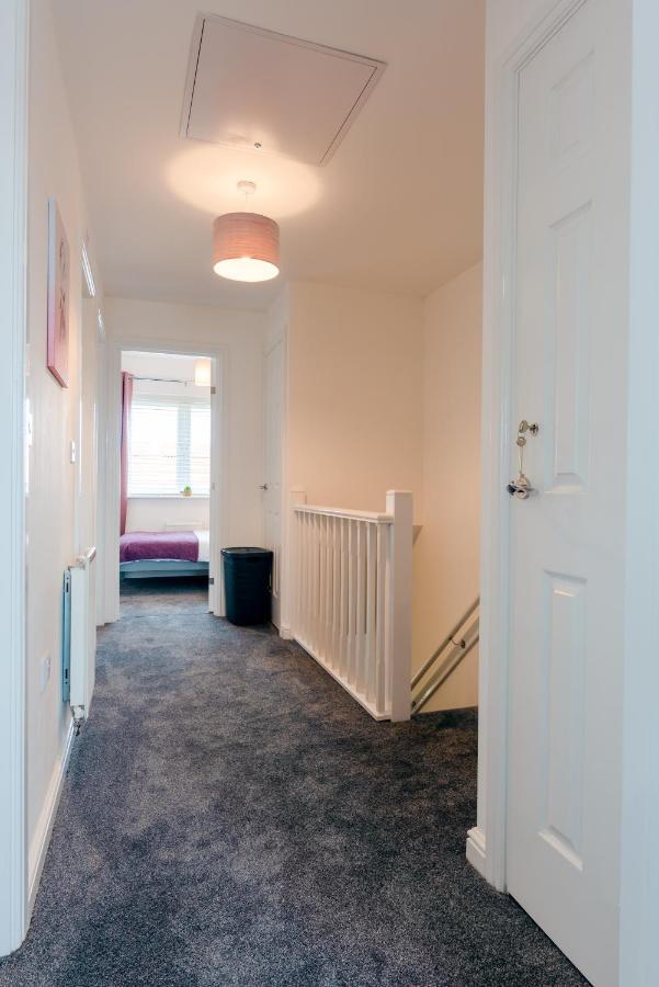 Villa Oakley - Large, Elegant, Dog Friendly & Parking à Whitby Extérieur photo