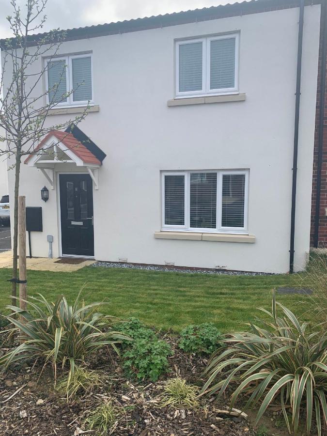 Villa Oakley - Large, Elegant, Dog Friendly & Parking à Whitby Extérieur photo